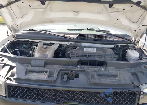 2021 Chevrolet Express Cargo Rwd 2500 Regular Wheelbase Wt from USA, damaged, VIN 1GCWGAFP0M1181312